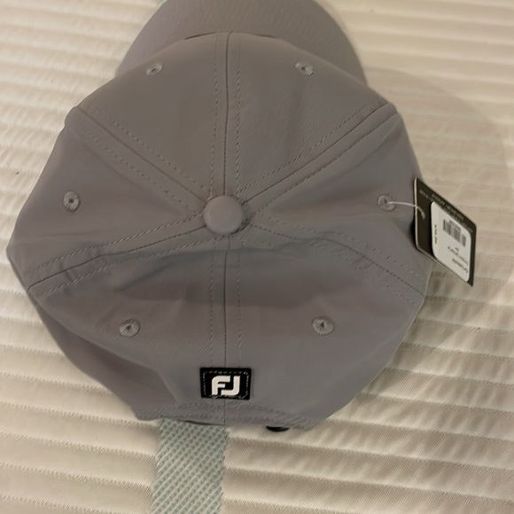 New Foot Joy Golf Hat - Picture 2 of 2